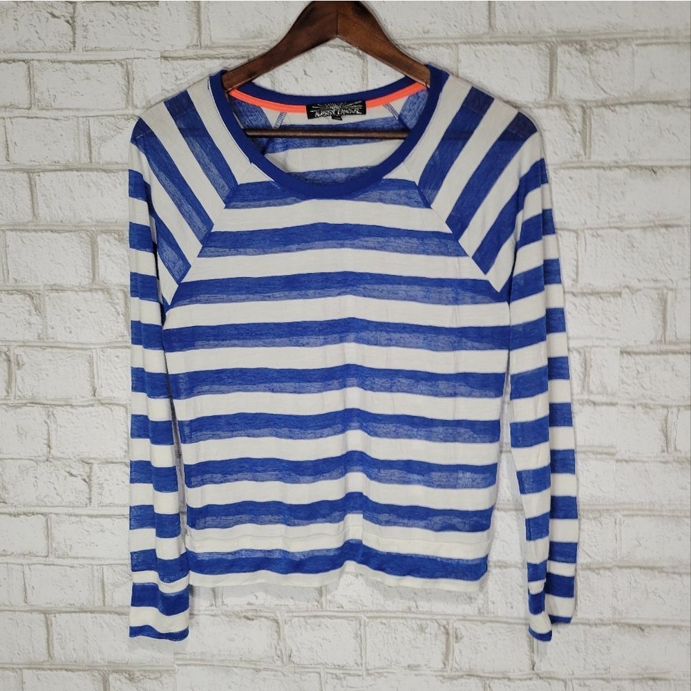 Almost Famous lightweight stripe top